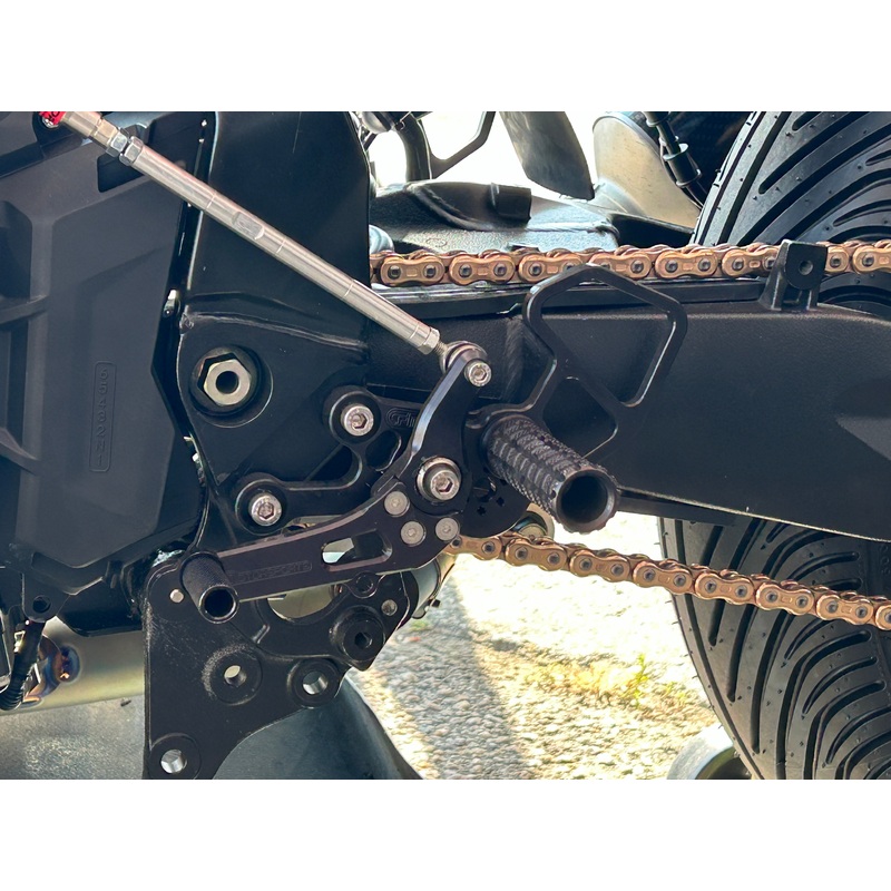 05-0233B Suzuki GSX8S/R Complete GP Shift Rearset Kit W/Pedals No Folding Toe Pieces