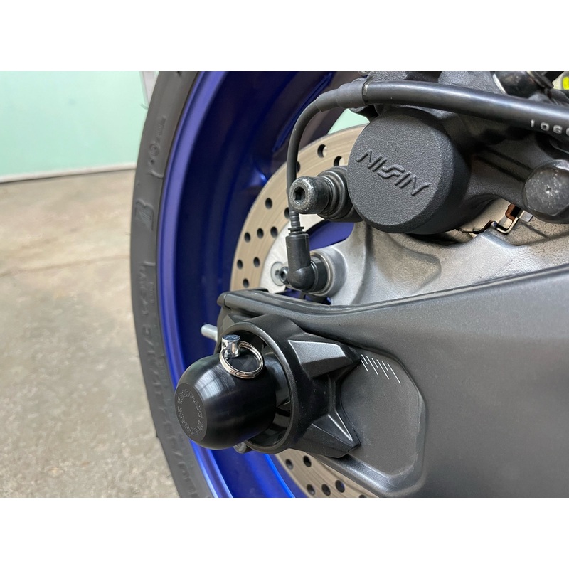 45-0407R Yamaha FZ07,MT07 Rear Axle Slider Kit