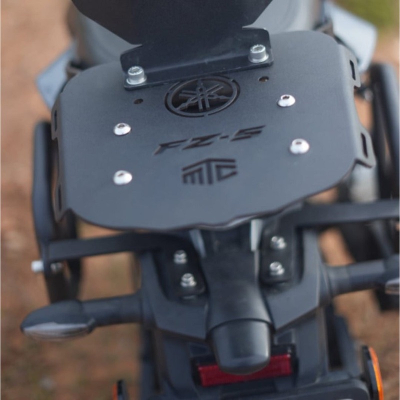 MotoCare CNC Carrier Plate for Yamaha FZ-S V3/V4