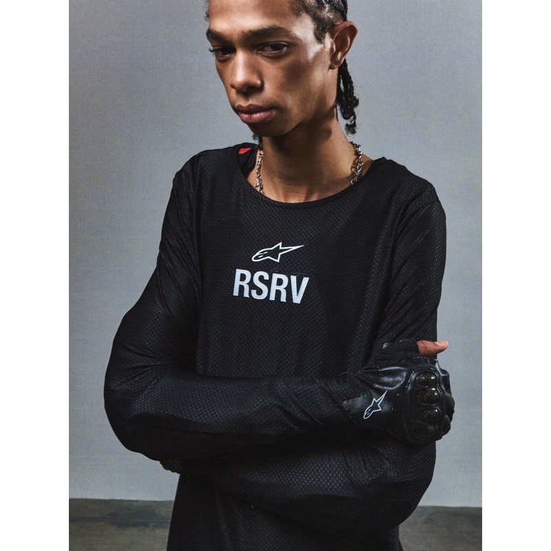 RSRV KNUCKLE LS TEE S/M Noir